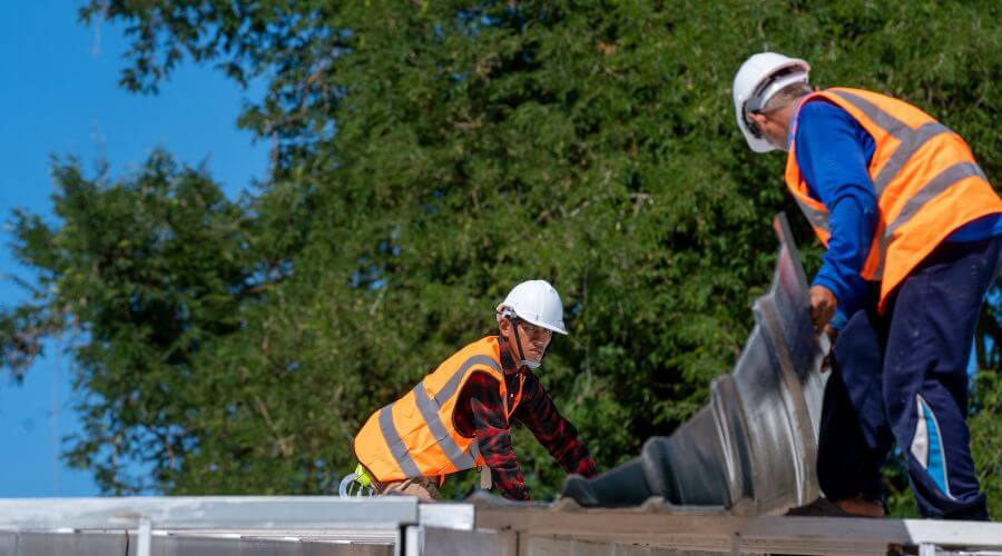 Professional gutter cleaning in South Mills, NC
